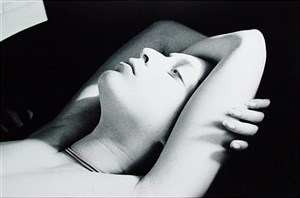 Image description is not available for 1984.052